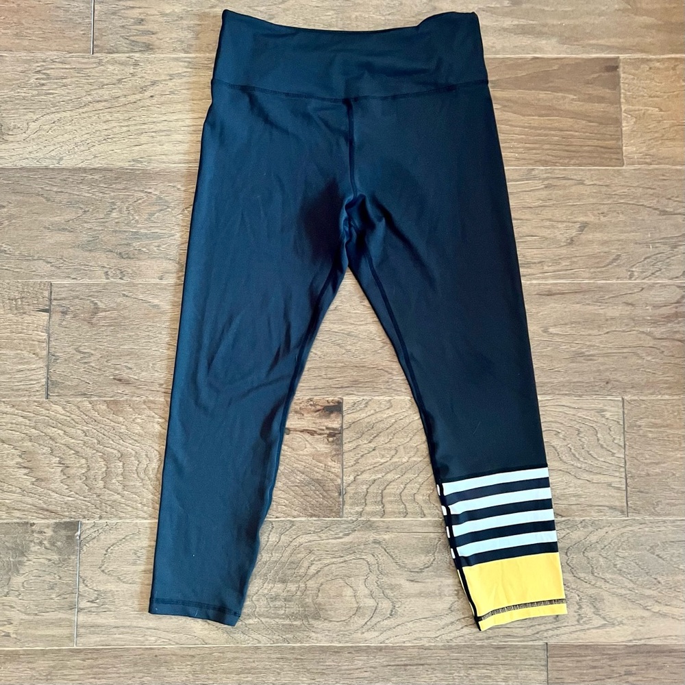 Zyia Cropped leggings, size 12